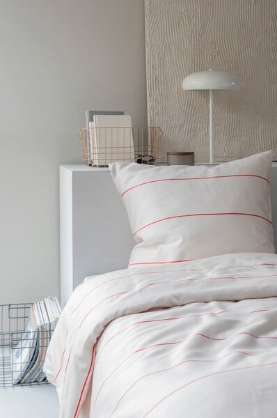 Lenzuolo singolo in cotone satin rosso e beige 140x220 cm Align - Mette Ditmer Denmark