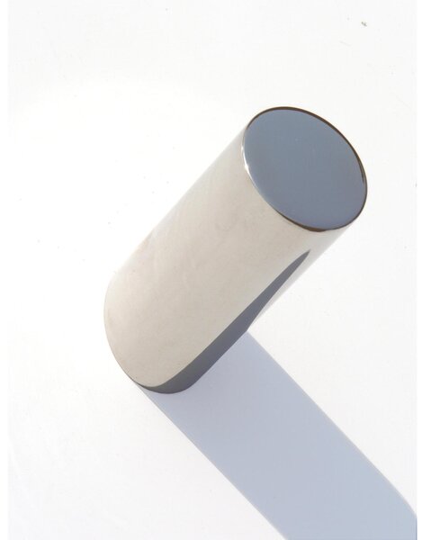 Appendiabiti da parete in acciaio inossidabile CYLINDER dimensioni 5x8,5x h 10,5 Cm Forma geometrica a cono Finitura INOX LUCIDO