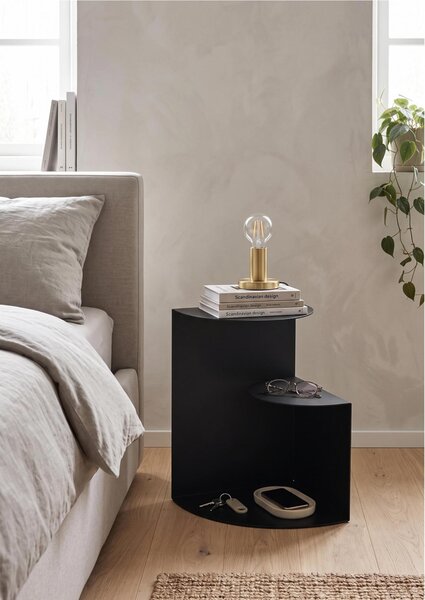 Sidetable SLOPE dal design minimal e moderno Dimensioni 37x38xh 50 cm che pu� essere utilizzato sia come tavolino di servizio lato divano sia come semplice comodino colore NERO RAL 9005