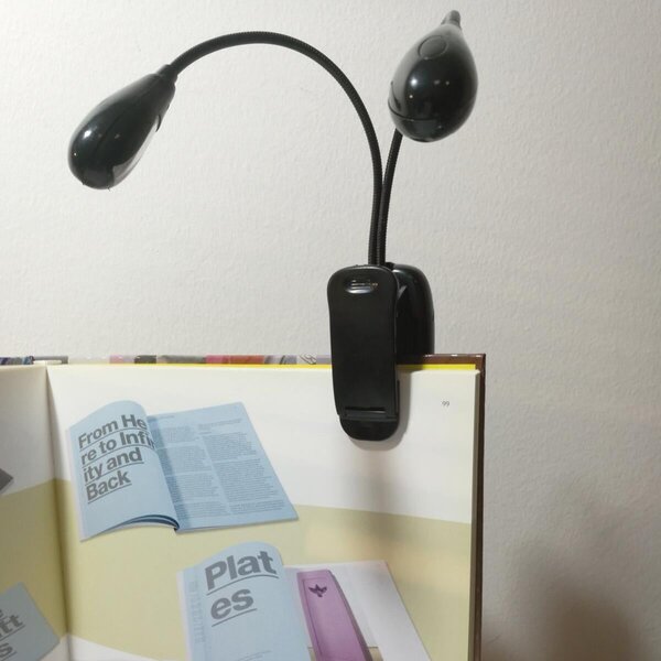 Lampada da scrivania LED Booky nero bianco