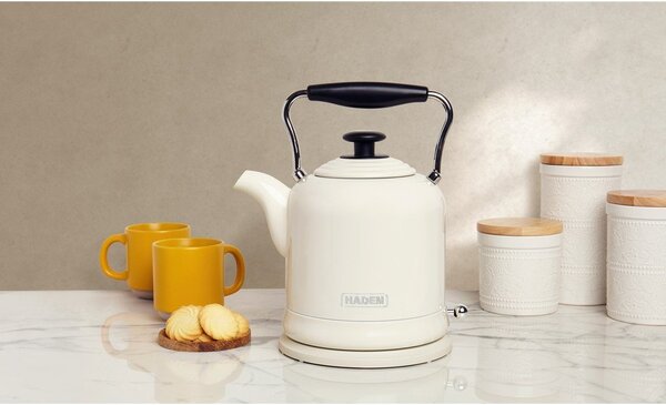 Bollitore color crema in acciaio inox 1,5 l Highclere – Haden
