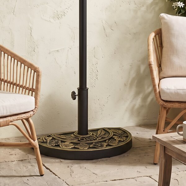 Outsunny Base Ombrellone Giardino Semicircolare in Resina, 9kg, per Ombrelloni Ø3.8-4.8cm, Palo con Manovella di Bloccaggio, 50x31x32cm | Aosom Italy