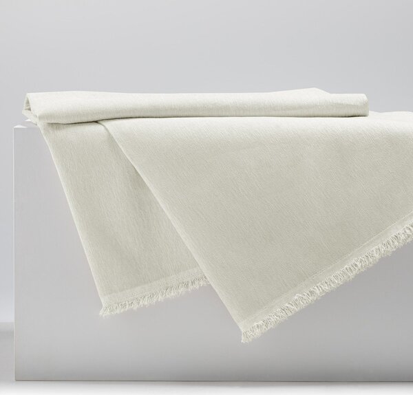 Copriletto color crema in ciniglia 220x240 cm Talo – Filumi