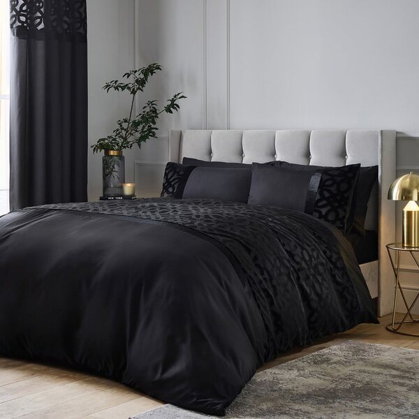 Set copripiumino e federa nero in velluto per letto matrimoniale e per letto esteso 230x220 cm Lattice Cut – Catherine Lansfield