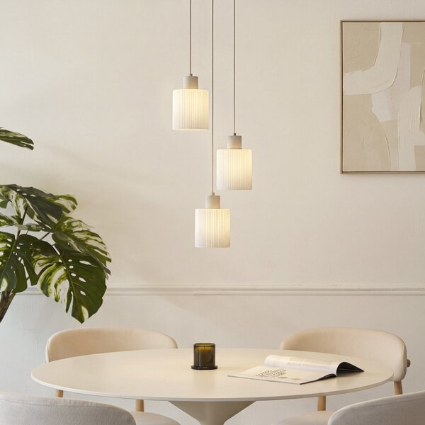 Lampada a sospensione scandinava beige con vetro bianco rotondo a 3 luci - Wisp