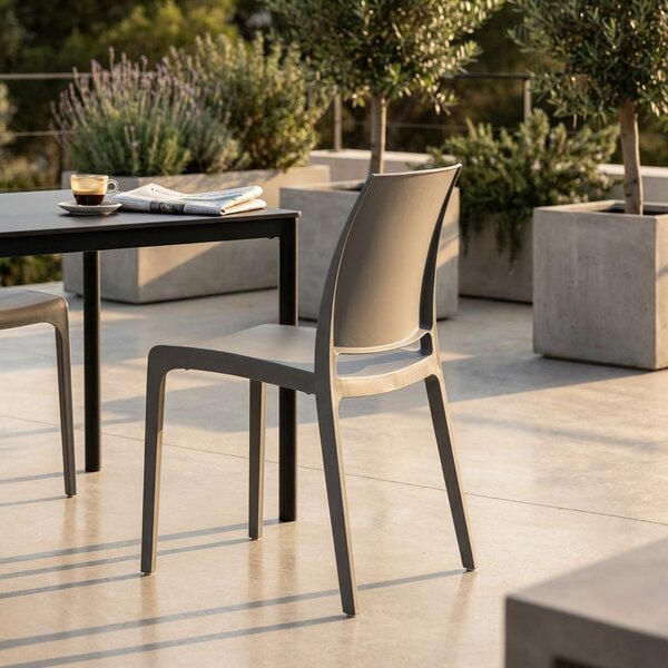 VOLGA - sedia da giardino in plastica