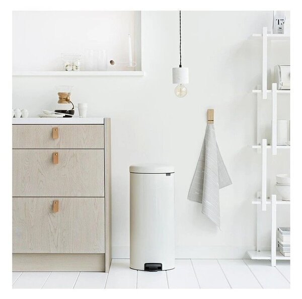 Cestino per la spazzatura bianco in acciaio con pedale 30 l NewIcon – Brabantia