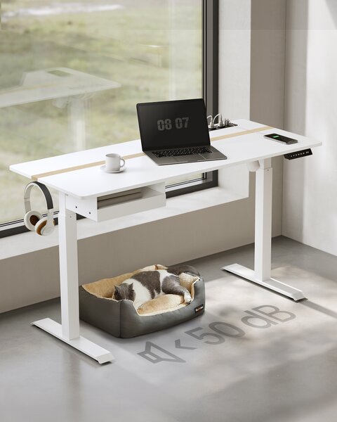 VASAGLE Scrivania regolabile in altezza elettricamente, con presa di corrente e cassetto, 60 x 140 cm, funzione memoria, bianca
