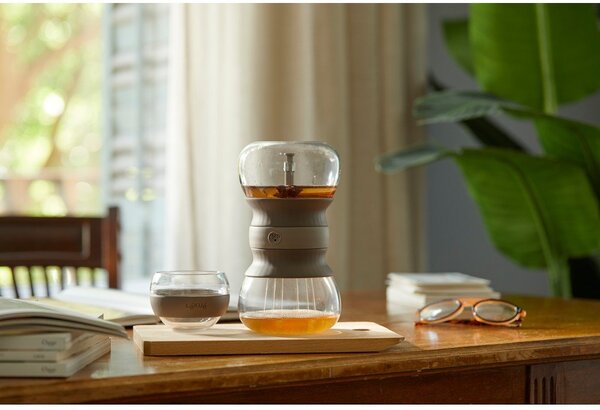 Teiera marrone chiaro in vetro con filtro 500 ml – Lékué