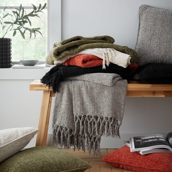 Coperta color kaki in ciniglia 130x170 cm Wilson – Catherine Lansfield
