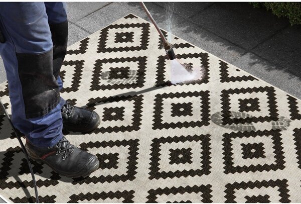 Tappeto da esterno nero e crema , 80 x 250 cm Malta - NORTHRUGS