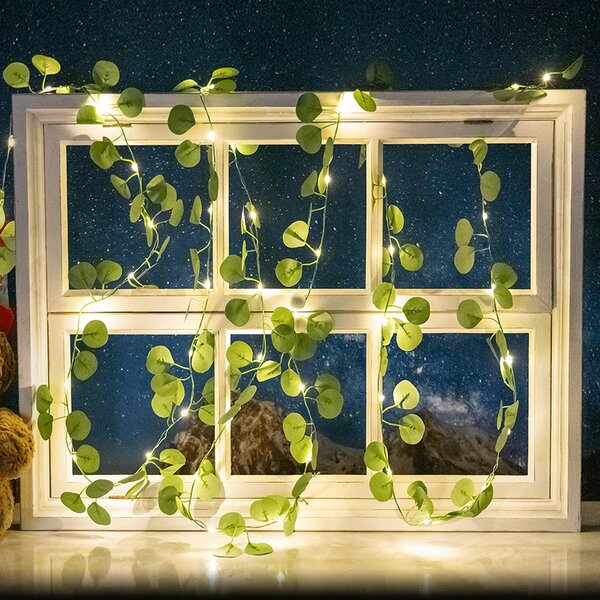 Catena decorata con foglie di eucalipto a energia solare 50 Led 5 metri Bianco caldo Aigostar