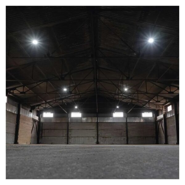 Apparecchio LED industriale High Bay 166W 230V IP65 4000K