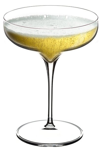 La Coppa Champagne oltre al classico Champagne Cocktail può essere utilizzata come bicchiere per servire i dark drink o gli Sparkling