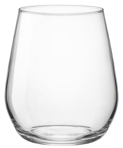 Innovativa linea di bicchieri dal design moderno e raffinato in vetro cristallino, dai bordi sottili per una maggiore capacità percettiva e gustativa