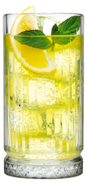 Bicchieri finemente decorati della stile vintage ideali per servire acqua, liquori e distillati, sulle tavole più eleganti
