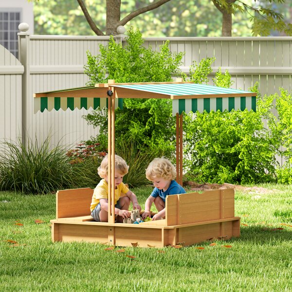 Outsunny Sabbiera 106x106 cm per bambini in legno con copertura regolabile in altezza panchine schienali Marrone chiaro | Aosom Italy
