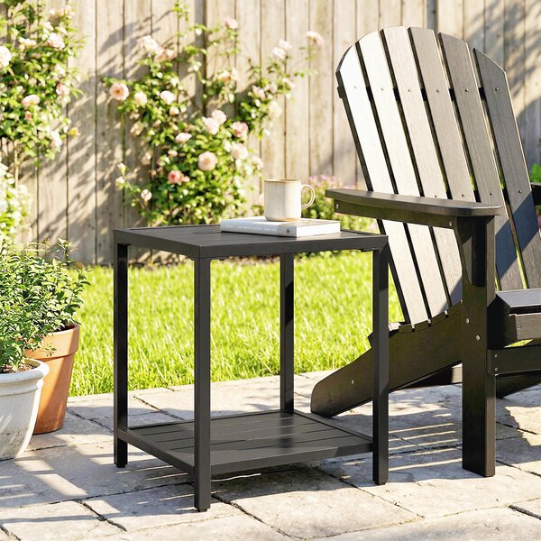 Outsunny Tavolino 45 x 45 cm resistente alle intemperie tavolo da giardino con design a doghe ripiano piedi regolabili 30kg portata | Aosom Italy