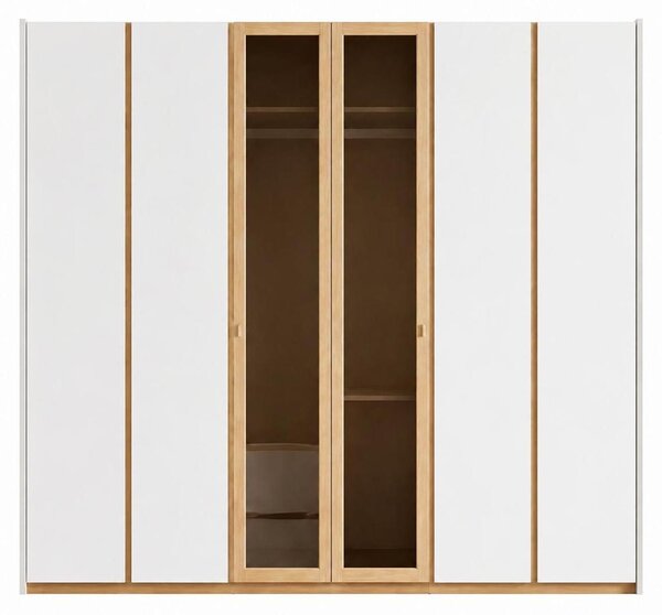 Armadio moderno con eleganti cornici in legno e ante in vetro