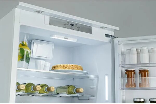 Franke Frigorifero da Incasso Combinato Capacit 400 Litri Classe energetica E Raffreddamento EasyFrost colore Bianco - 118.0629.526 FCB 400 V NE E