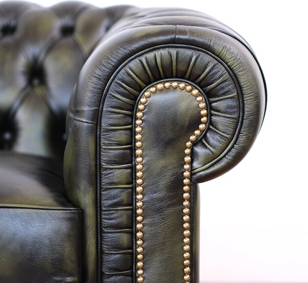 Divano Chesterfield pelle fiore verde stile old America rifinita a mano