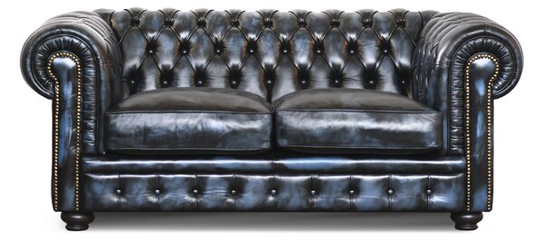 Divano Chesterfield in Pelle Primo Fiore Premium – Iconico, Finiture di Pregio