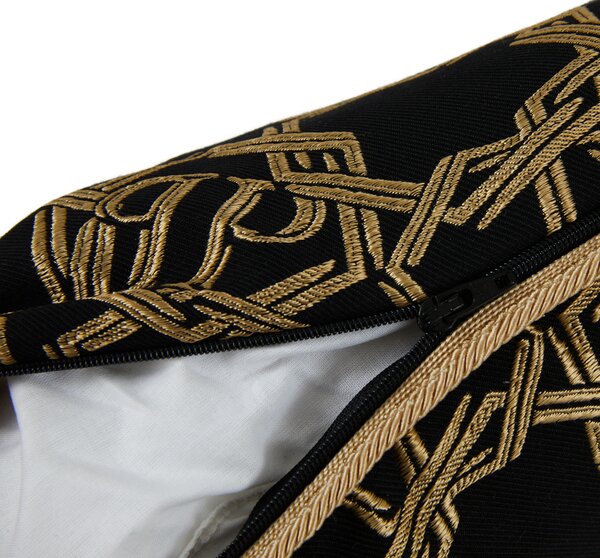 Cuscino D'arredo In Raso Jacquard Chains 40x40 Premoli Di Bella Tinta Unita Gold Caleffi