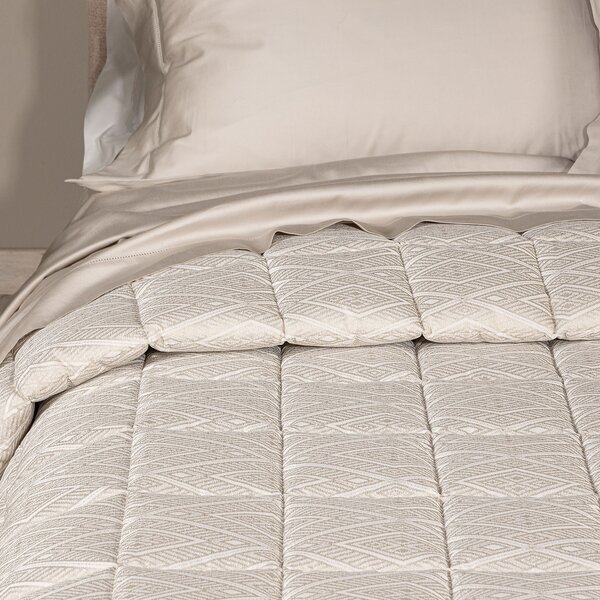 Trapunta Leggerissima In Raso Jacquard Minerva Matrimoniale Dreaming Naturale Caleffi