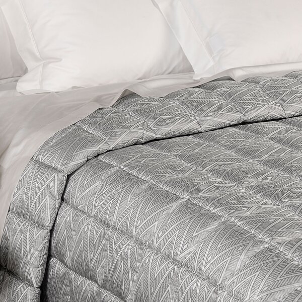 Trapunta Leggerissima In Raso Jacquard Minerva Matrimoniale Dreaming Tortora Caleffi