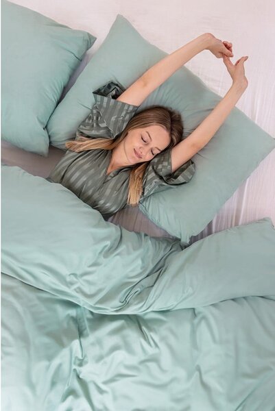 Biancheria da letto matrimoniale verde in microsatin 200x200 cm Basic - Bonami Essentials