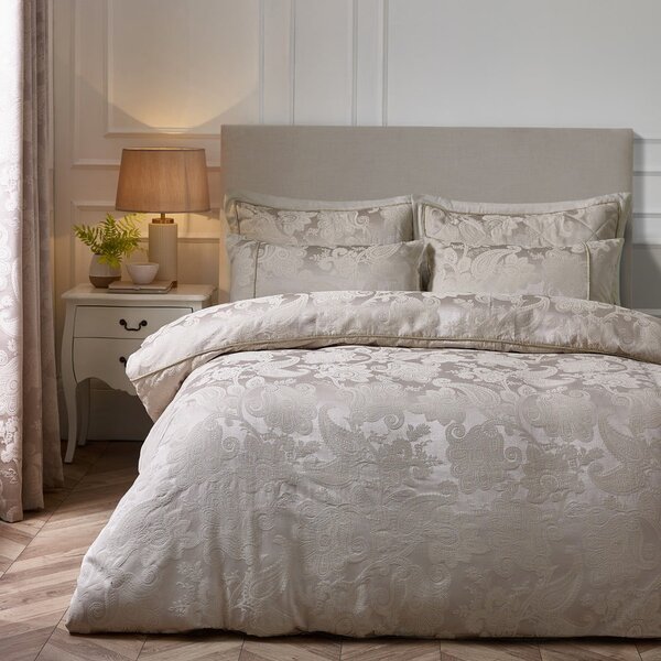 Set copripiumino e federa marrone chiaro in jacquard per letto matrimoniale 200x200 cm Opulent Jacquard – Catherine Lansfield