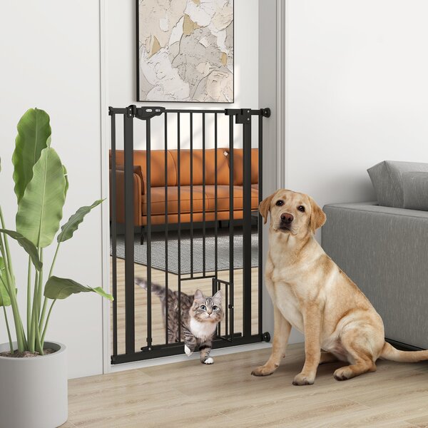 PawHut Cancellino per cani con alto sicurezza anti-scappare, regolabile porta piccola chiusura automatica, 74-80x104cm, nero | Aosom Italy