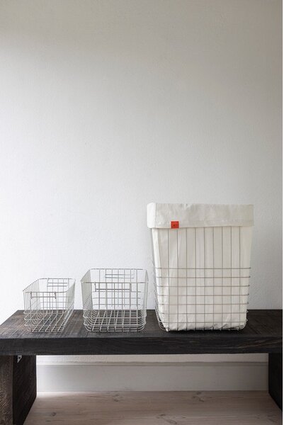 Cesta per il bucato argentata in metallo 64 l Store-It – Mette Ditmer Denmark