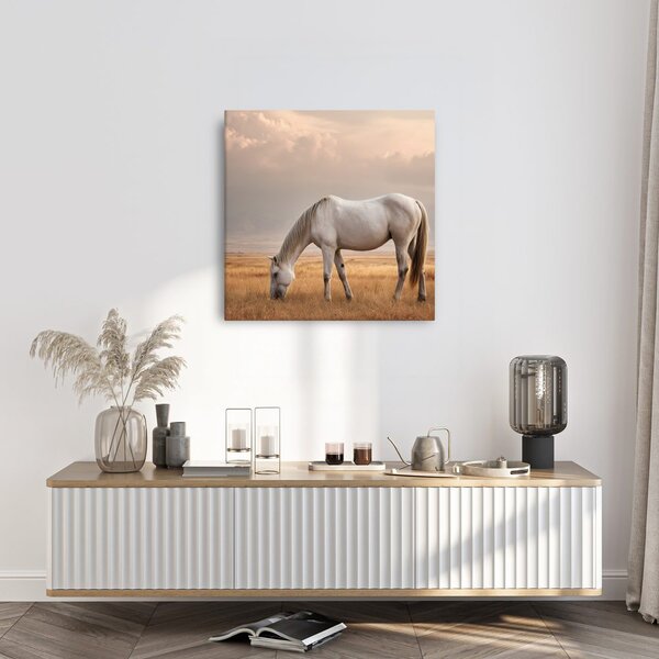 Quadro su tela – Cavallo solitario nel prato