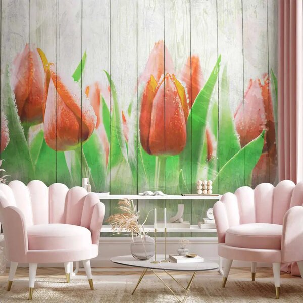 Carta da parati moderna Tulipani rossi sul legno - motivo floreale luminoso su legno bianco