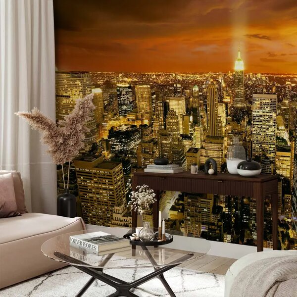 Carta da parati New York ambrata - architettura notturna con grattacieli sul cielo
