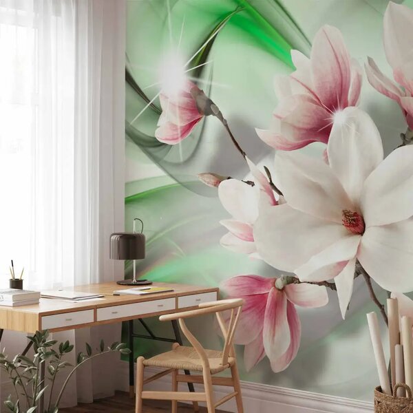 Carta da parati moderna Magnolie sui rami - fiori bianchi su sfondo con onde verdi e bagliore