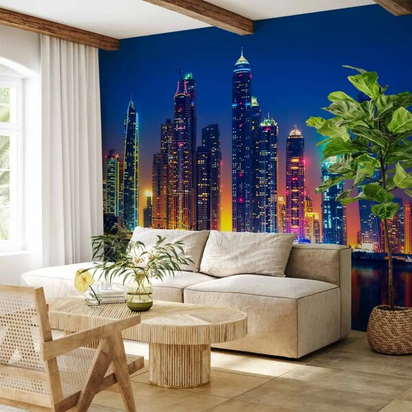 Carta da parati moderna Notti blu a Dubai - Panorama con grattacieli e riflesso nell'acqua