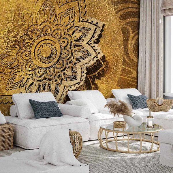 Carta da parati moderna Illuminazione dorata - mandala su cerchio dorato e sfondo marrone