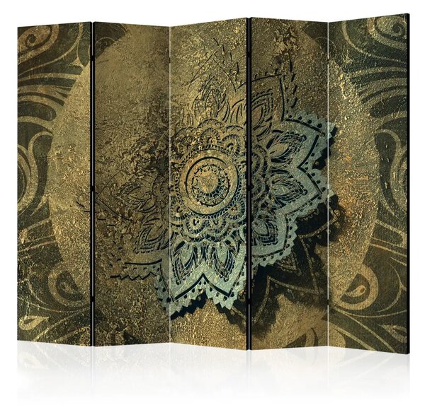 Paravento design Tesoro d'Oro II - mandala orientale su ornamenti in 3D