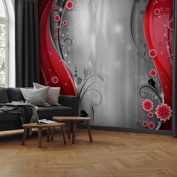 Carta da parati moderna Dietro la Tenda Rossa - pattern moderno con fiori rossi e luccichio