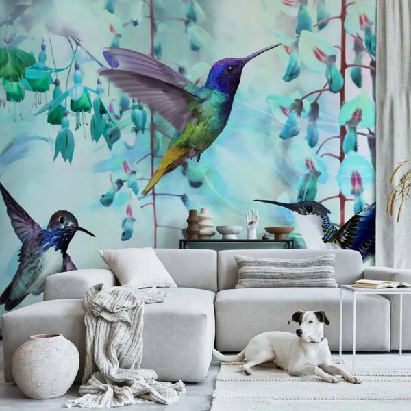 Carta da parati moderna Colibrì volanti - motivo di uccelli tra i fiori in toni verdi