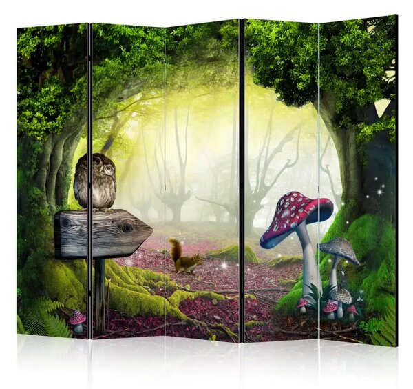 Paravento design Angolo gufesco II - paesaggio con gufo e fungo tra gli alberi