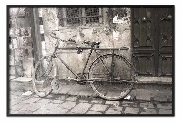 Poster: Due ruote: bici vintage, paesaggio urbano