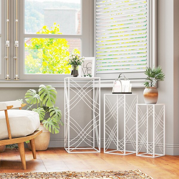 Outsunny Set da 3 portavaso, altezza 50/60/70 cm, portafiori impilabile in metallo, Bianco | Aosom Italy