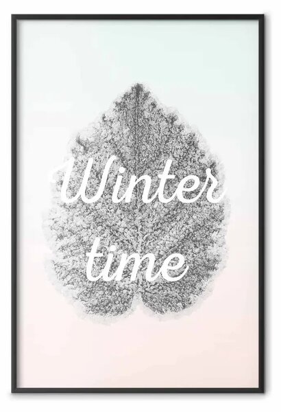 Poster: Tempo d'inverno - foglia nera con scritte su sfondo pastello