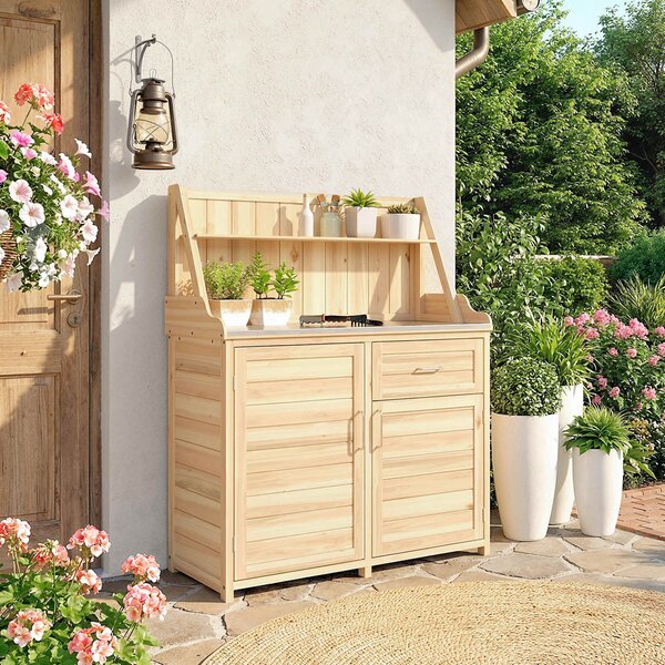 Outsunny Armadio da Giardino in Legno con Piano di Lavoro in Metallo Zincato Cassetto e Ripiano 100x45x129,5cm Naturale | Aosom Italy