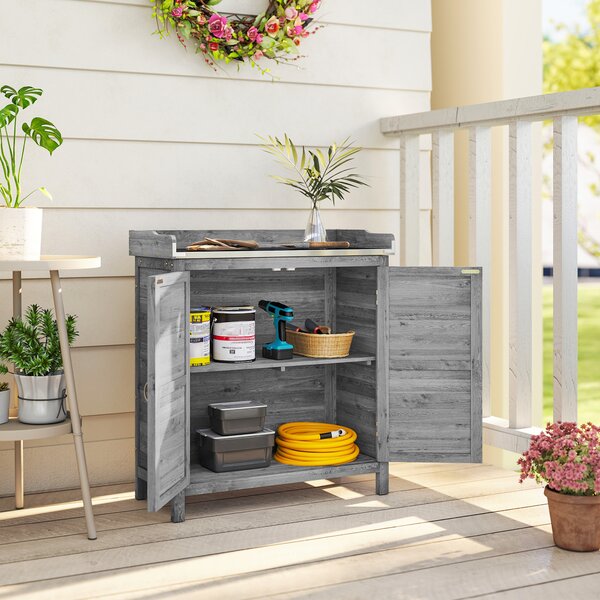 Outsunny Armadio da giardino con tavolo da piantare, capanno porta attrezzi in legno con piano lavoro zincato 2 ripiani Grigio | Aosom Italy
