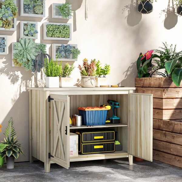 Outsunny Armadio da giardino in legno, armadio da esterno in legno con ripiani e doppie porte, 110 x 60 x 88,5 cm, legno naturale | Aosom Italy