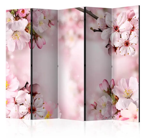 Paravento design Fiori di ciliegio primaverili II - romantica illusione rosa
